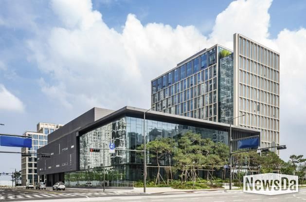 경기시흥 SNU 제약바이오인력양성센터 전경