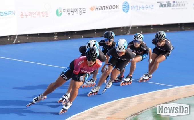 지난 8일 나주종합스포츠파크 인라인경기장에서 ‘제44회 전국 남녀 종별 인라인 스피드대회’가 개최돼 4일간의 열전에 돌입했다