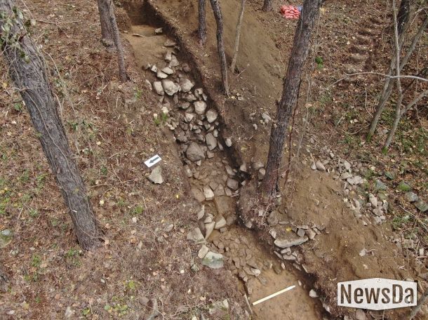 무주 성현석성 서쪽 성벽 조사 후 근경