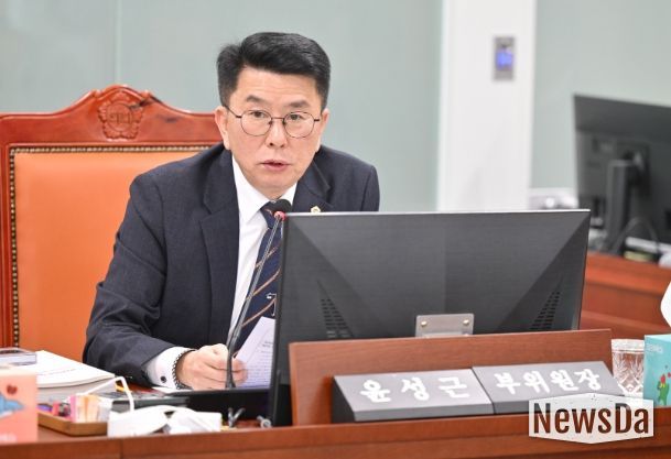 경기도의회 윤성근 의원