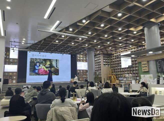 소리로 물든 무대, 판소리 렉처 콘서트