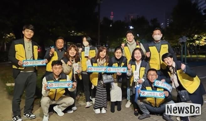 평택시 세교동 청소년지도위원회, 수능 후 청소년 유해환경 점검 및 보호 야간 캠페인 실시