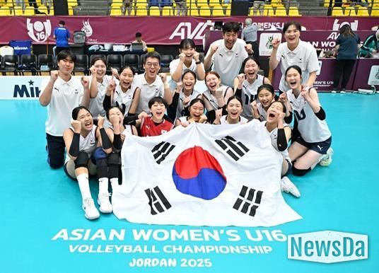 경남여중 3인방, U-16 아시아선수권 우승 견인...전국대회 5관왕으로 동구 위상 높여