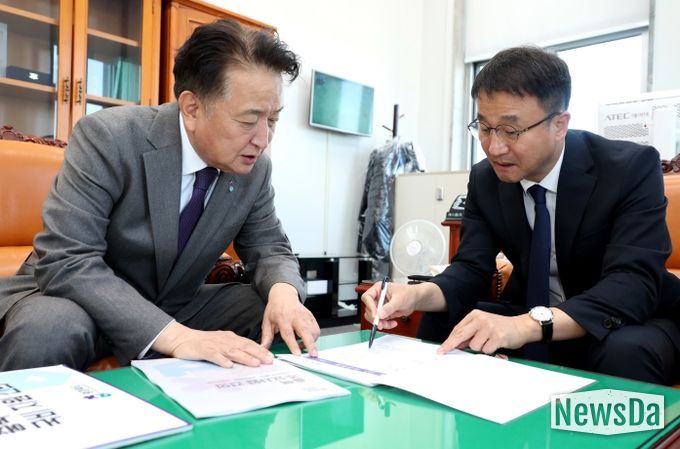 한병도 예결위원장 방문 정부예산 관련 면담