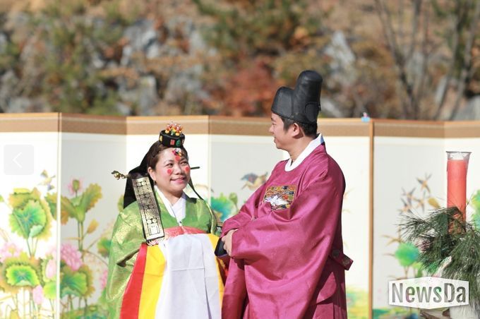 전통혼례 재현 행사, 시민 호응 속 전통의 가치를 다시 잇다(전통혼례)