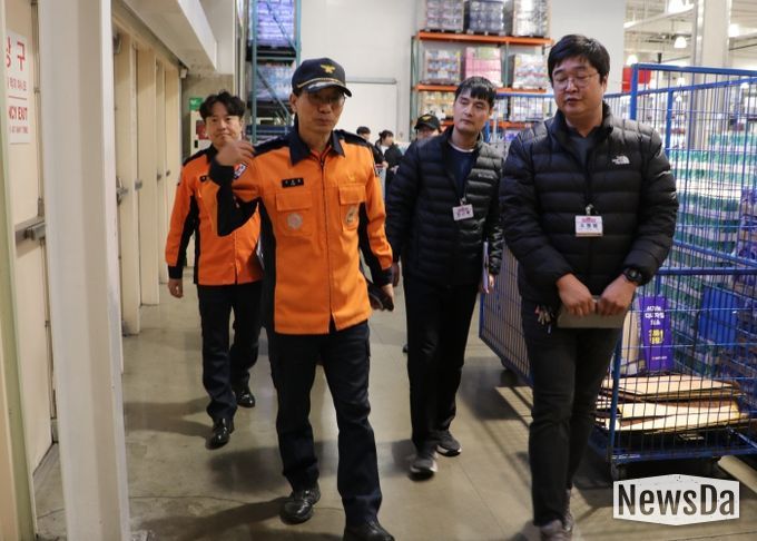 광명소방서, 대형판매시설 집중점검…겨울철 화재안전관리 강화