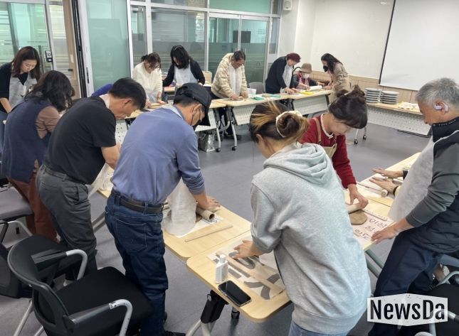시흥시정신건강복지센터, 등록회원 대상 힐링 프로그램 ‘포옹’ 운영