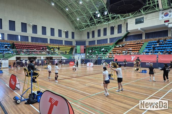 진안군, 전국을 물들인 ‘진안홍삼배 배드민턴대회’ 성료