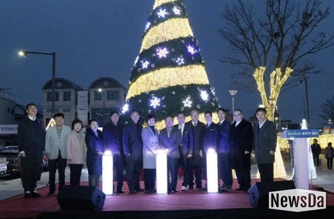 연천군, ‘2025 크리스마스 빛의 거리 점등식’ 개최