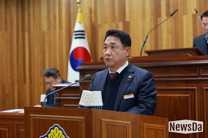 정영철 군수, 2026년도 시정연설 통해 군정 핵심과제 및 예산안 제시