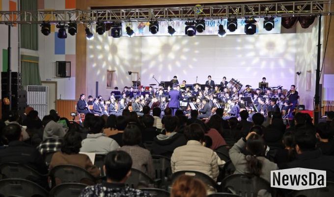 신안윈드오케스트라, 제19회 정기연주회 개최