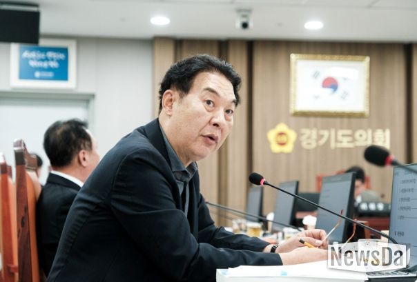 경기도의회 강웅철 의원