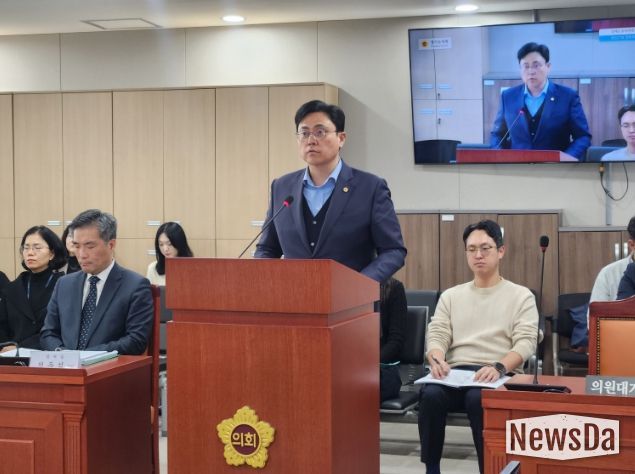 경기도의회 이용욱 의원