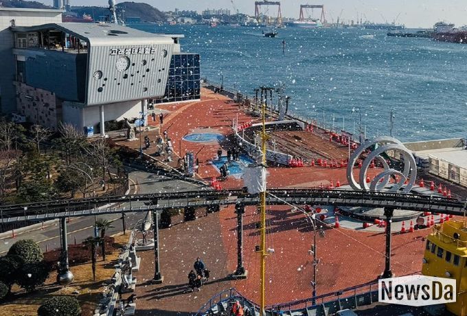 눈과 함께하는 특별한 크리스마스 고래문화특구에서 펼쳐진다(인공눈)