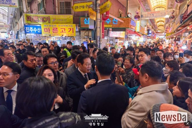 부산 부전시장 방문(대통령실)