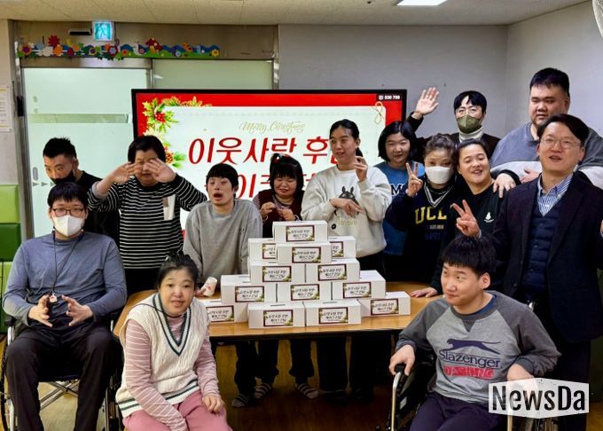 연말 따뜻한 나눔…조두현 변호사, 남양주시장애인주간이용시설연합에 180만 원 기탁