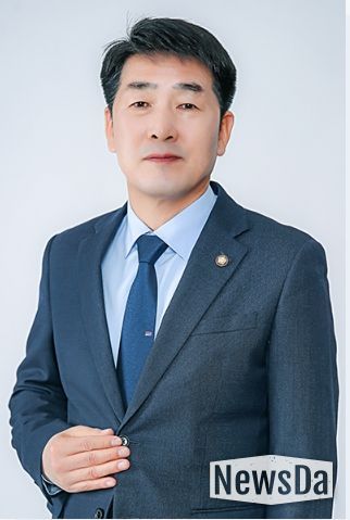 배정수 화성특례시의회 의장