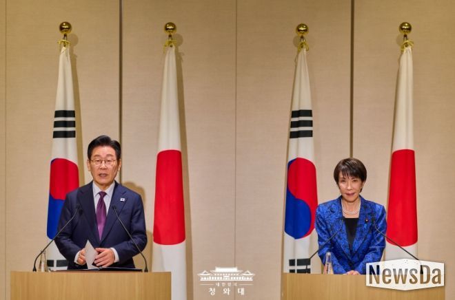 한·일 정상 공동언론발표(청와대)