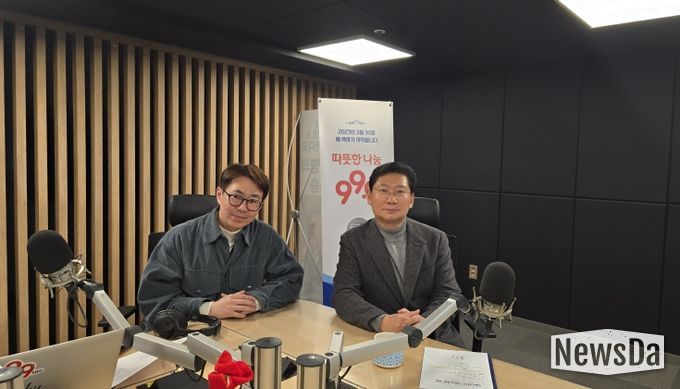 이상일 용인특례시장이 22일 OBS라디오 '굿모닝 OBS'에 출연해 용인에서 진행 중인 반도체 프로젝트 중요성과 정부 역할을 강조했다.