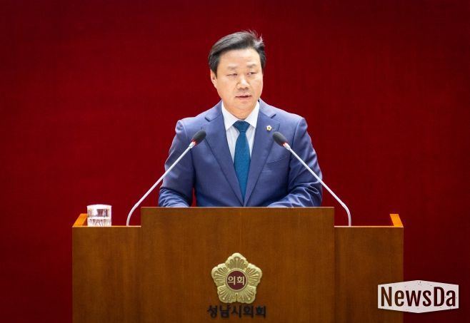 성남시의회 더불어민주당 이준배 대표의원 교섭단체 대표연설