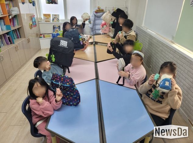 초등학교 입학 취약계층 아동에 호신용 키링 경보기 지급