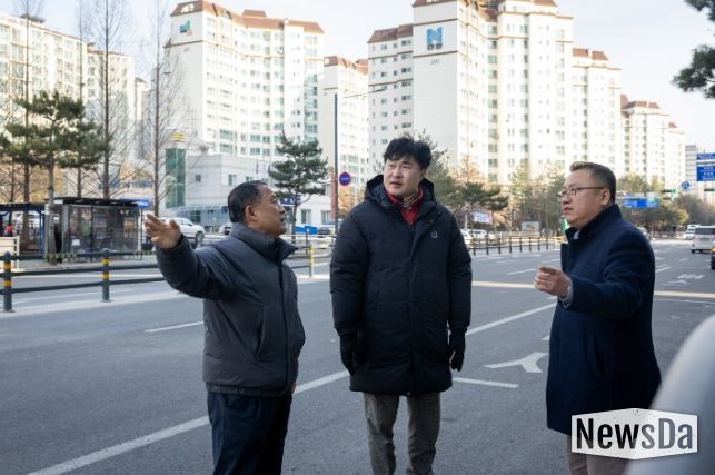 이영주 의원, 버스정류장 불법주정차, 대중교통 복지 훼손... 제도 개선 필요성 강조