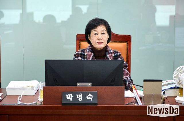 박명숙 의원, 도로 인프라 적기 구축과 현안 해결 강력 촉구