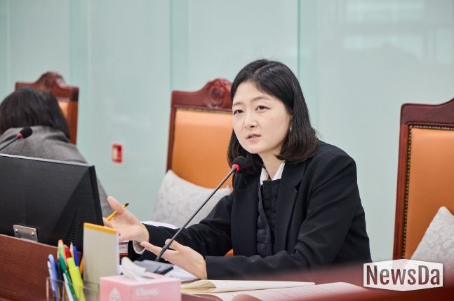 장윤정 의원(더불어민주당, 안산3)