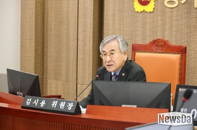 김시용 도시환경위원장