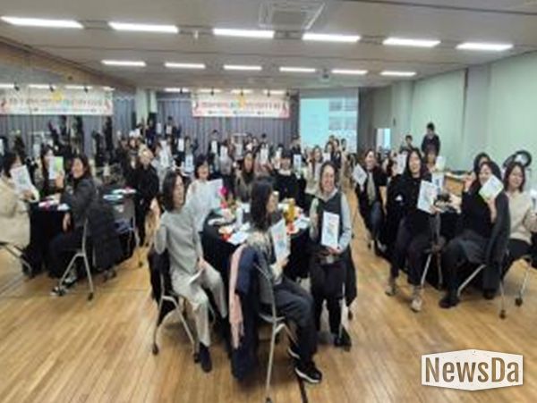 부천시 1388청소년지원단 신년회 · 상반기 총회 단체사진 (제공=부천시청소년상담복지센터)