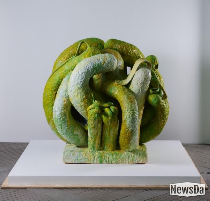 2024경기도자비엔날레_국제공모전_대상_위 매트 웨델(미국), 결실結實의 풍경,2017.