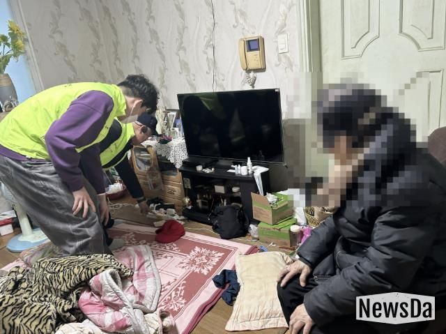 동두천시 생연1동 지역사회보장협의체, 전기화재 예방을 위한 주거취약가구 밀착 점검 실시