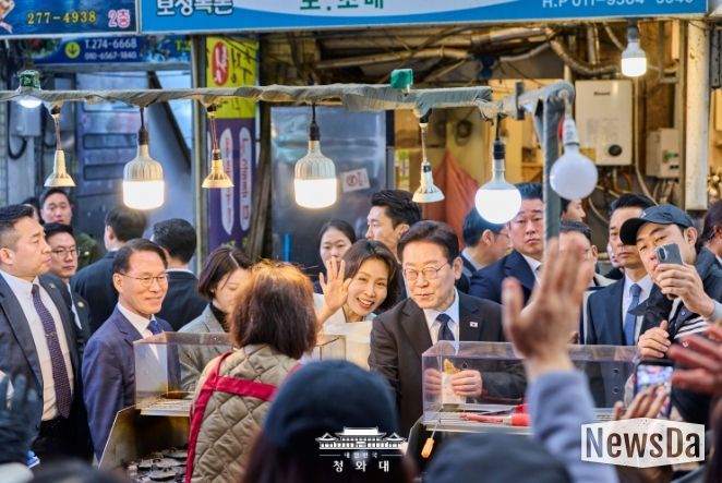 창원 반송시장 방문(청와대)