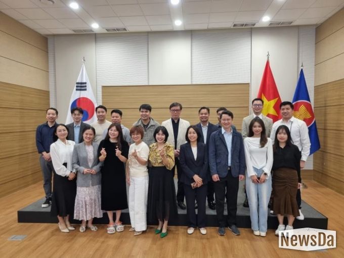 BAViK, 재외 베트남인 국가위원회 대표단과의 만남 행사 참석