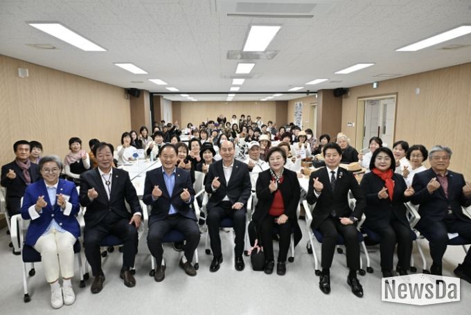 '나의 재능, 지역사회 꽃 피우자 ~ ' 2026 자원봉사센터 재능나눔봉사단 개강식 운영