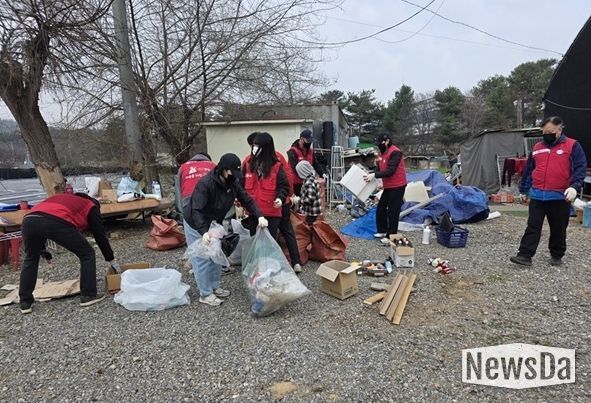 파주시 월롱면, 농막 거주 어르신 가구 주거환경 개선 활동 펼쳐